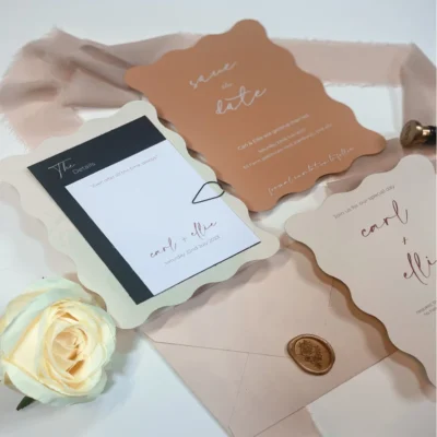 Scallop Shape Invitation