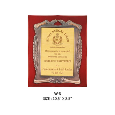 Shield Trophy wooden w-3